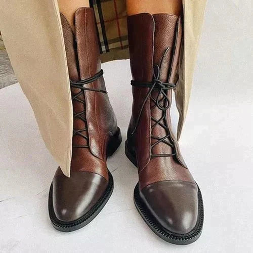 Julia - stiefel im retrostil mit absatz