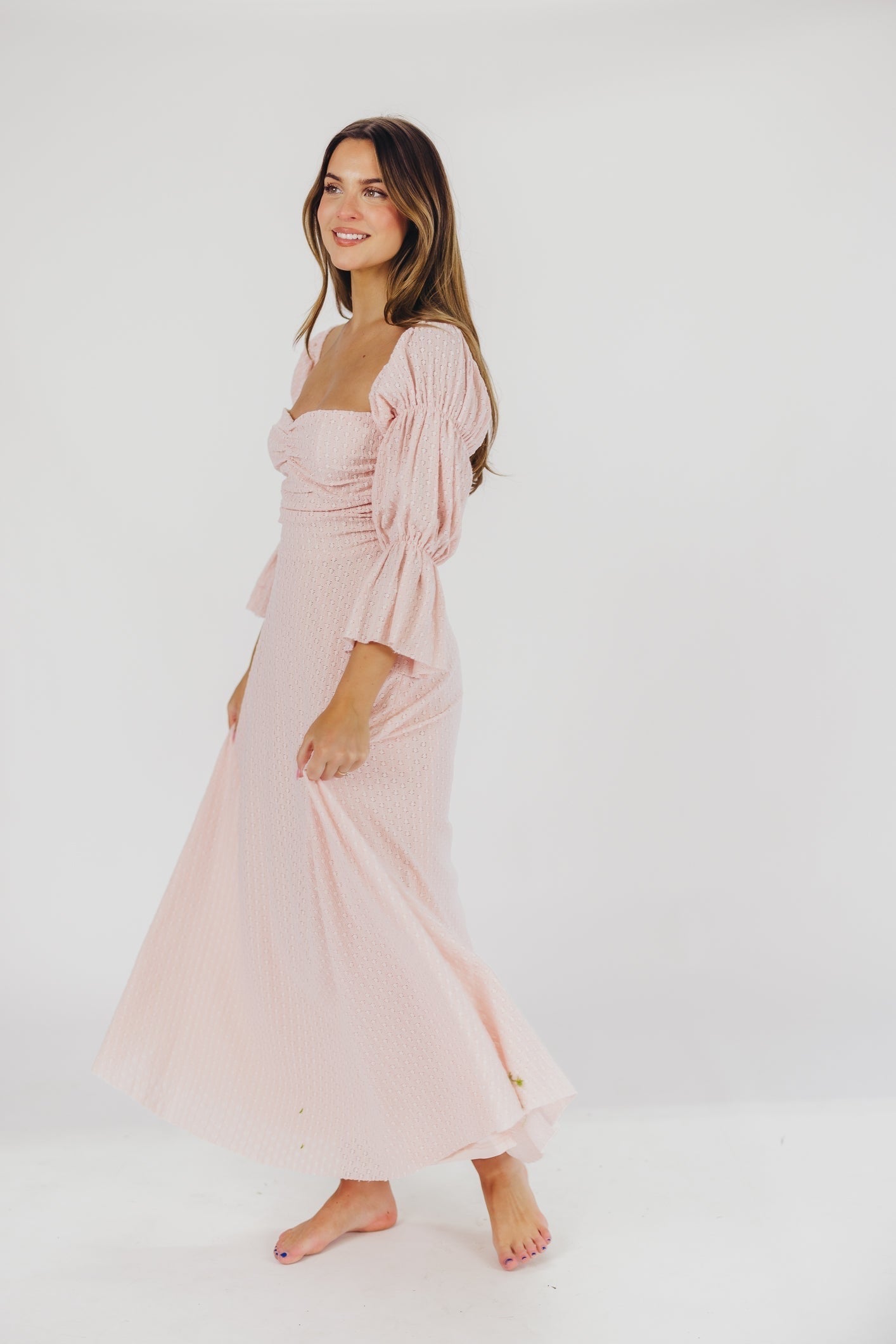 Corrine – langes Kleid mit rüschenärmeln und taschen – ballerina-pink – stoßfest