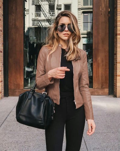 Nadia - chaqueta entallada de piel sintética